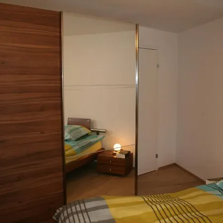 Haus Rufinis 아파트 클로스터스